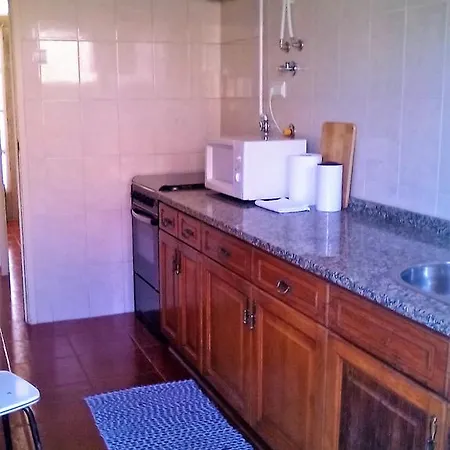 City And Beach: Three-bedroom